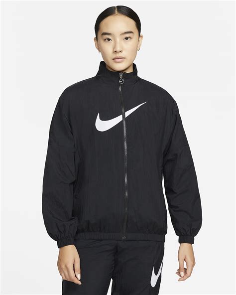 Nike Sportswear Essential